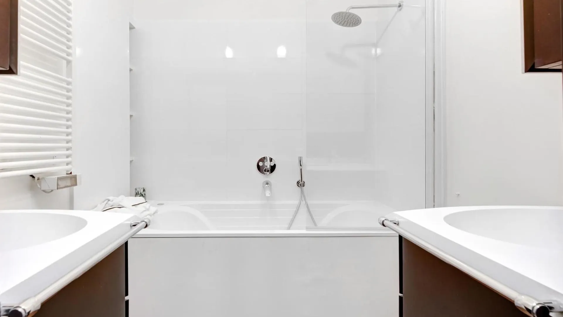 Bnbnova - Le Marais & Place De La Republique - 3Br Paris