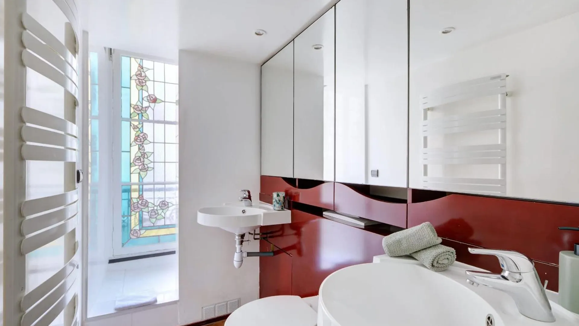 Bnbnova - Le Marais & Place De La Republique - 3Br Paris Lejlighed