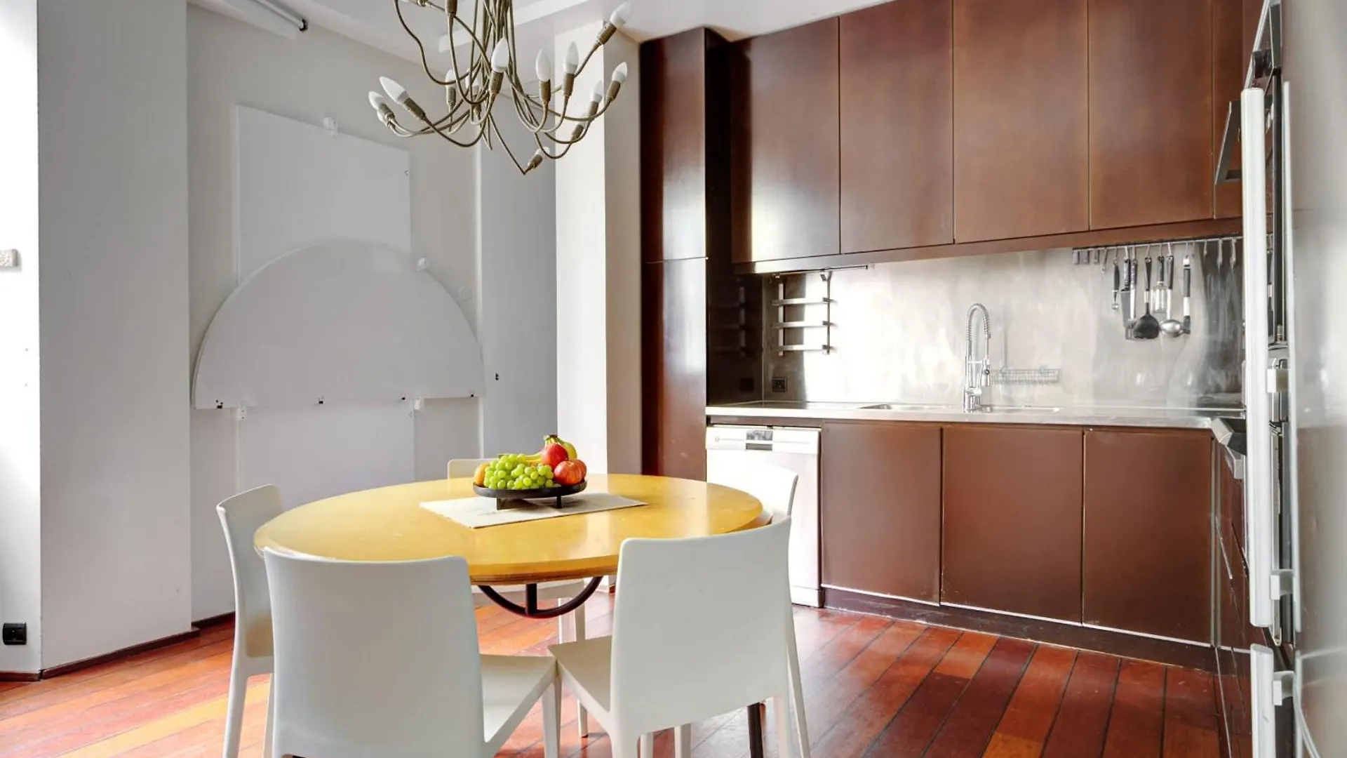 Bnbnova - Le Marais & Place De La Republique - 3Br Paris Frankrig